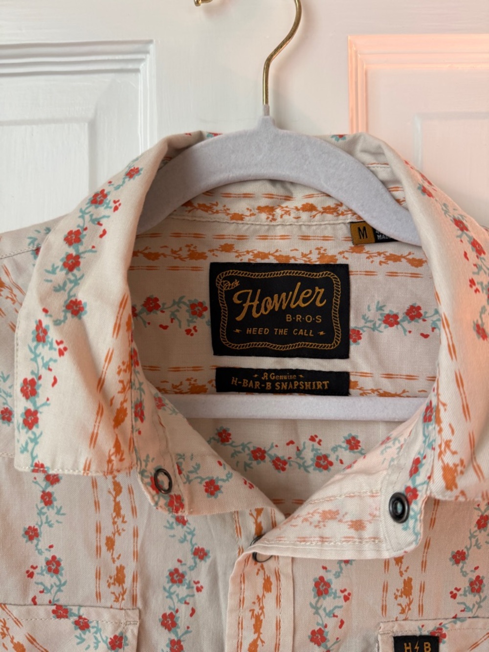 Howler Brothers Men's Short Sleeve Floral Stripe Shirt - medium - Picture 4 of 7